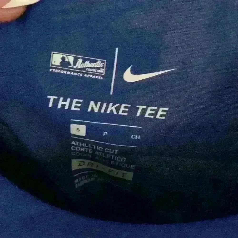 Royals Nike T-Shirt - Picture 2 of 3